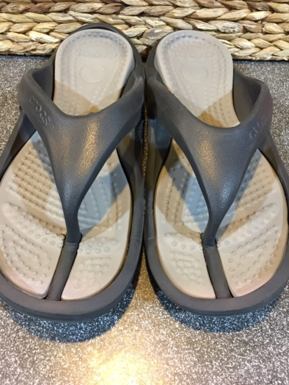 CROCS Unisex Black & Gray Flip Flop Sandals
